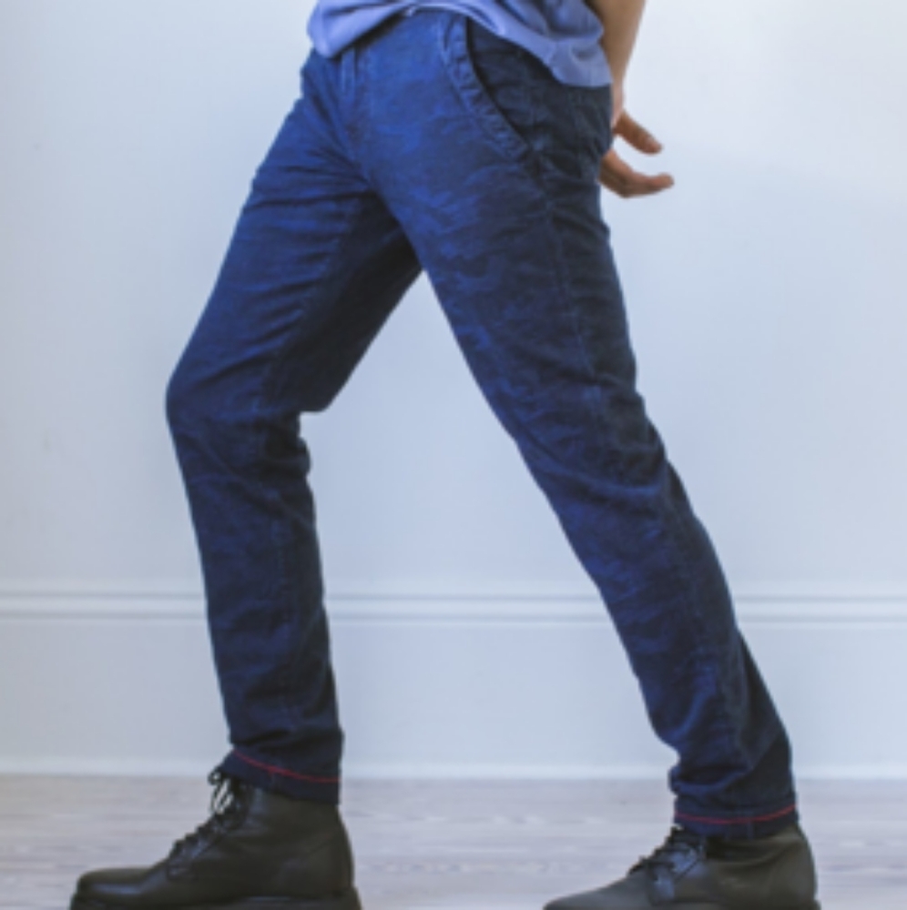Raleigh Denim Indigo Waves Camo Jean Sz. 30